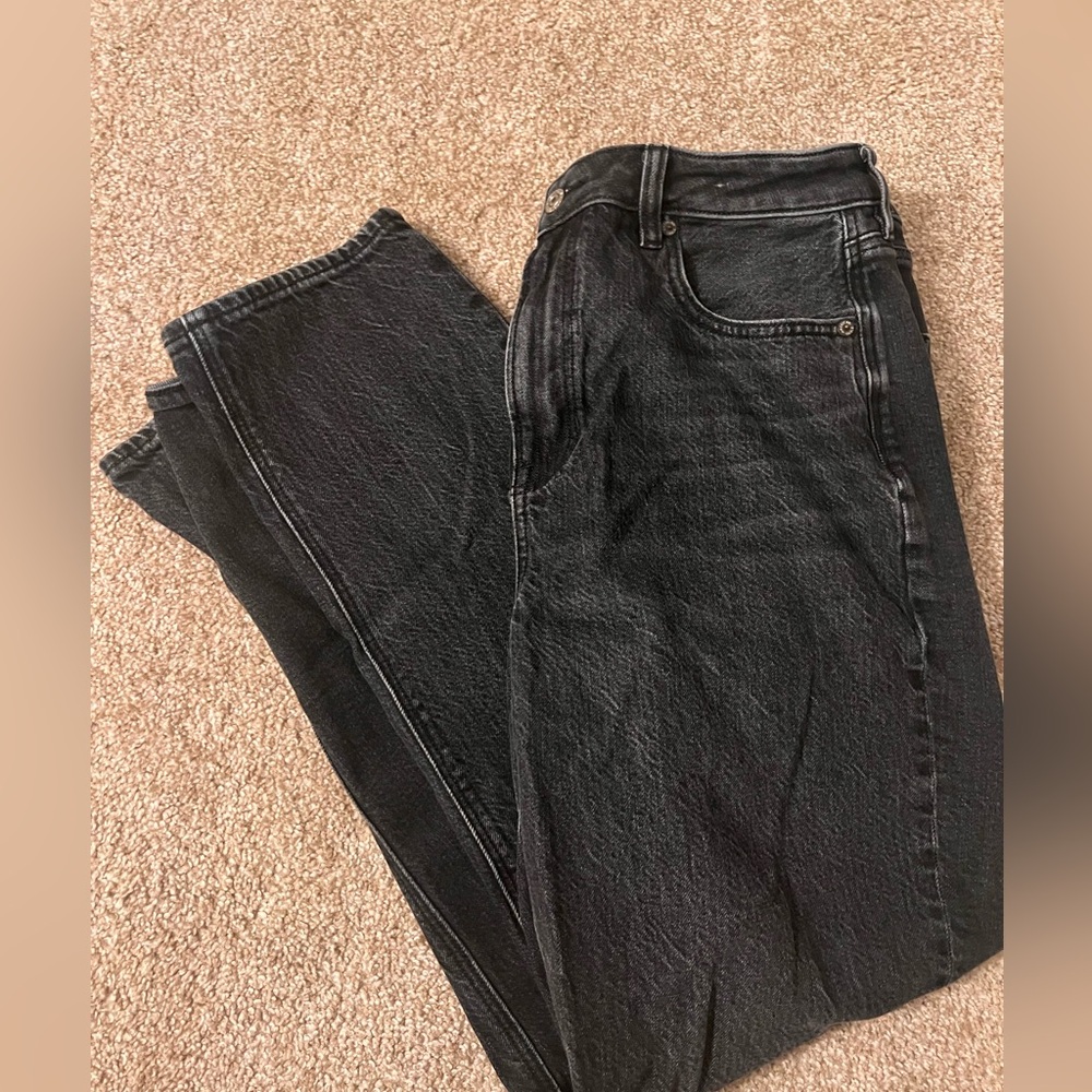 Classic Black Women's Skinny Jeans